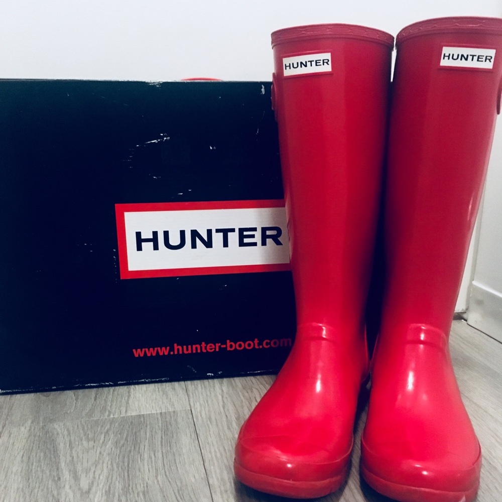 Red Hunter Boots — Huntress (Wide Calf)